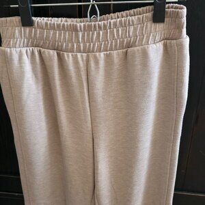 NWOT Danskin Women's S Luxe Retro Jogger Beige Polyester & Rayon Soft Fabric